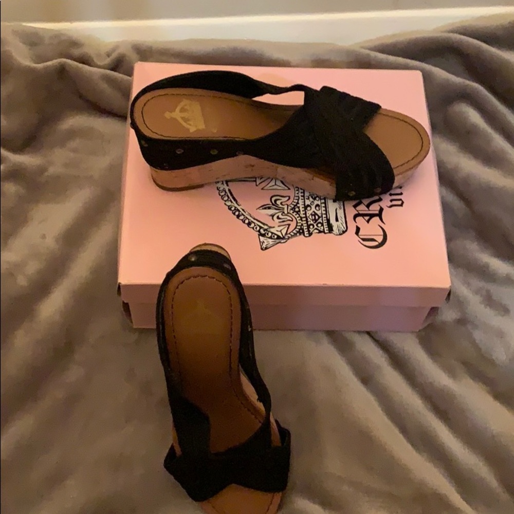 Wedge black fabric slides good condition